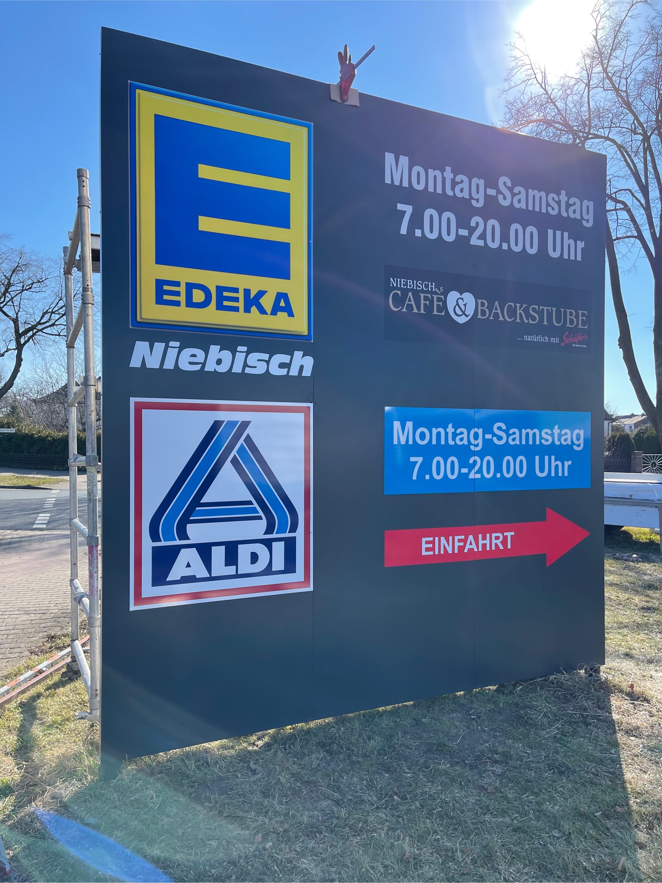 Außenschild EDEKA Niebisch – Werbetechnik Schilder